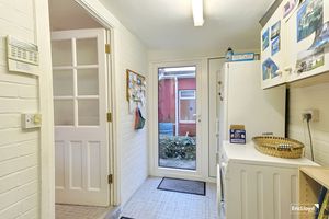 Photo 16- click for photo gallery